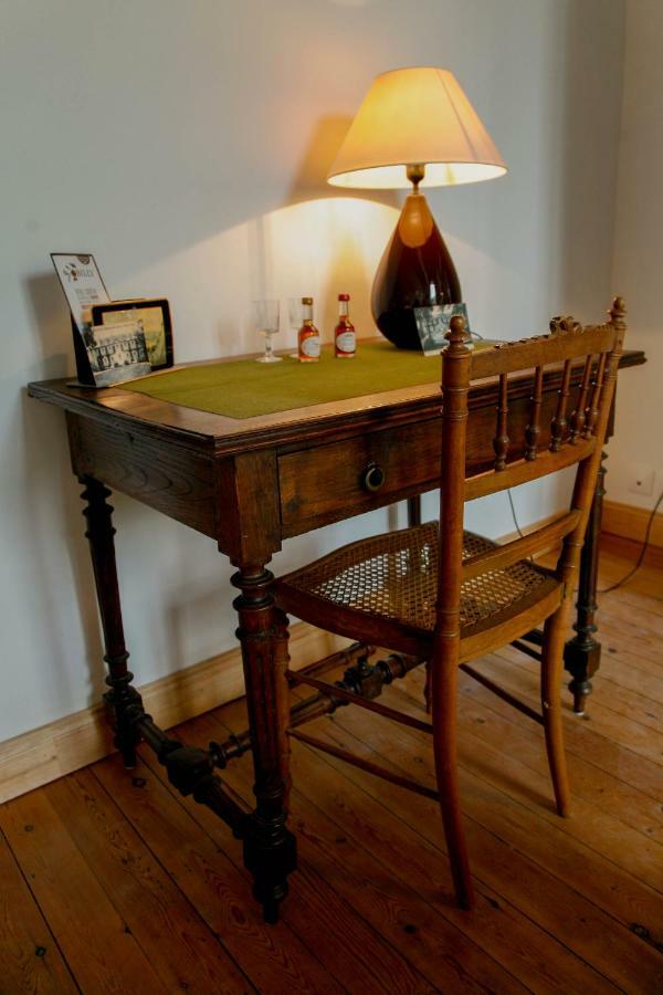 Bed&Breakfast Chateau Les Cèdres Bretteville-l'Orgueilleuse Extérieur photo